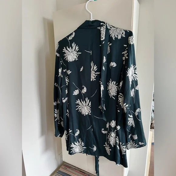 Capulet Navy Silk Leaf Pattern Jacket - Picture 2 of 10